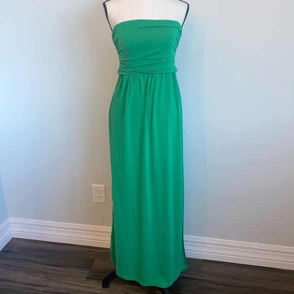 Love Tree Dresses & Skirts - 🎈NWOT Love Tree Green Strapless Maxi Dress with Slit, Juniors Size Medium